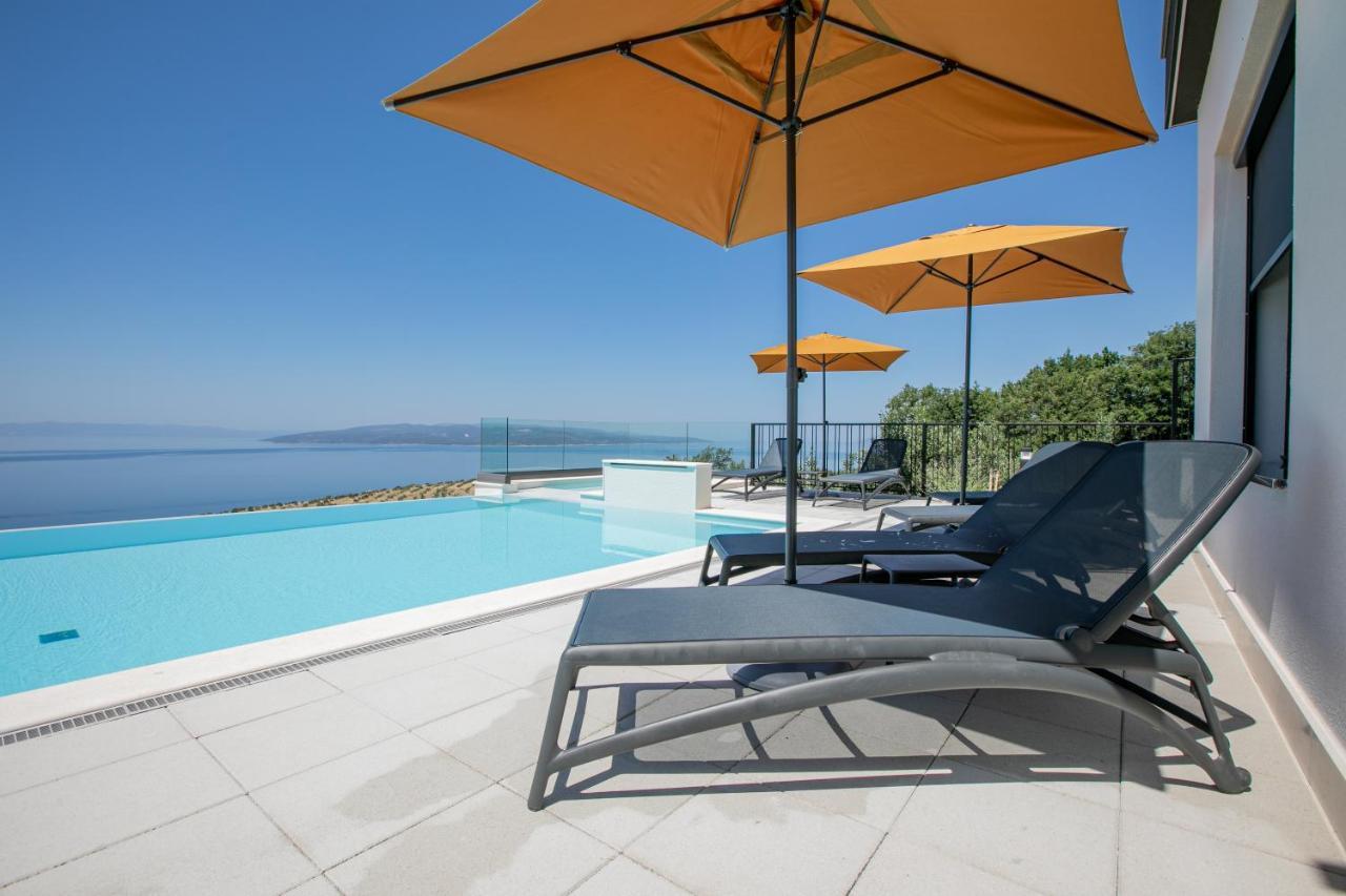 Villa Dinora Makarska Exterior foto